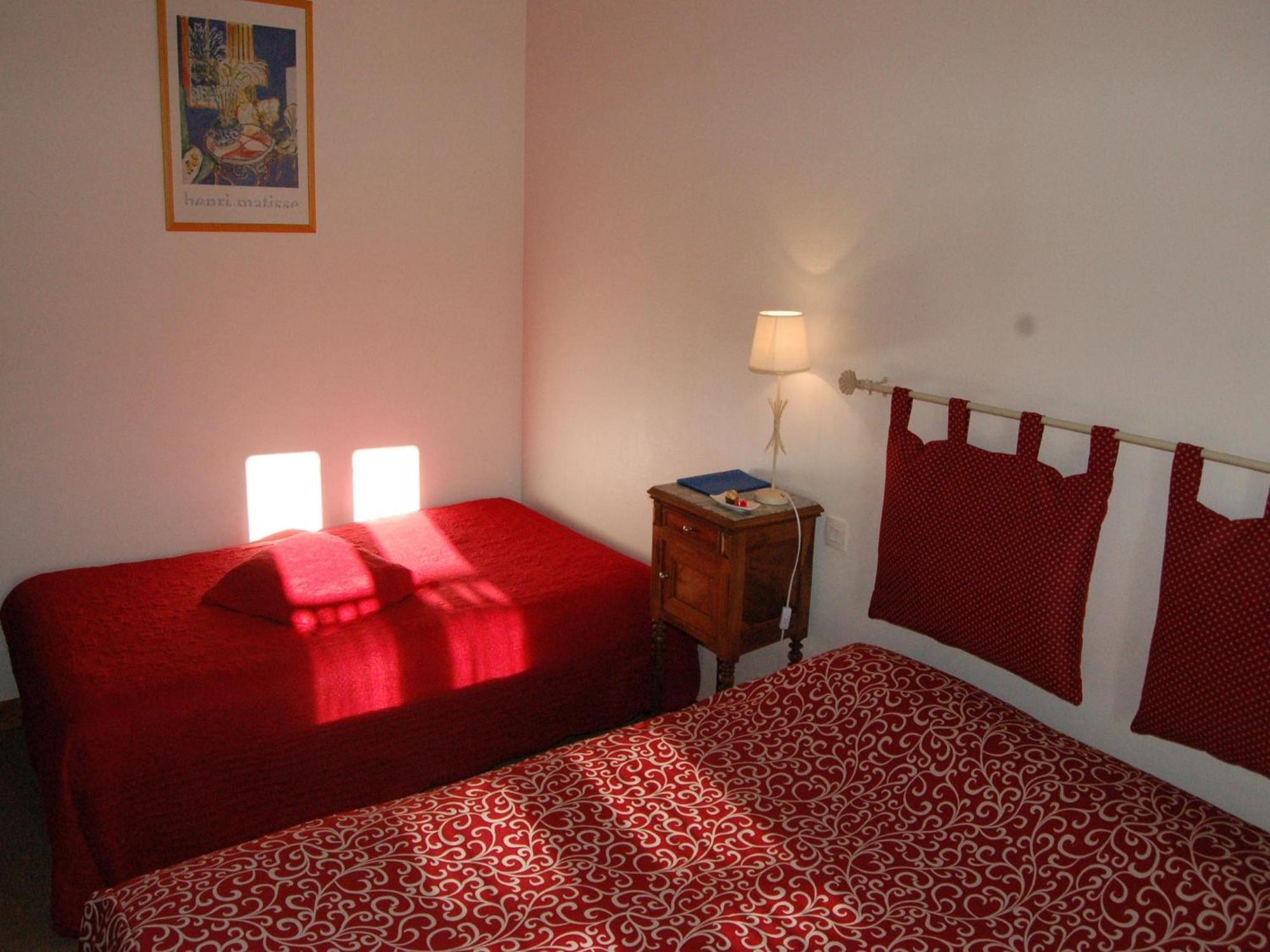Hotel Du Donjon Aulnay  Номер фото